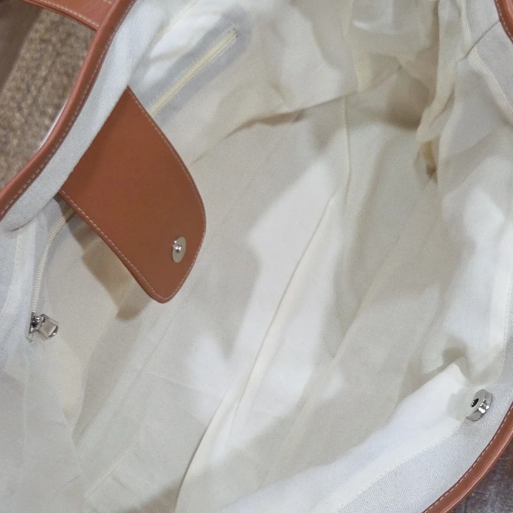 Magid Tan and Cream Tote with Playful Print GOOD MOMS SAY BAD WORDS   NWT - Picture 10 of 10